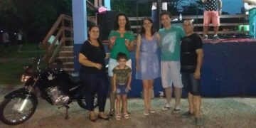Cláudia de Paula foi a ganhadora da Moto 0 Km da CDL Paverama