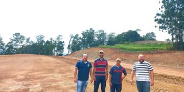 Família vai aplicar R$ 5 milhões em granja avícola em Marques de Souza