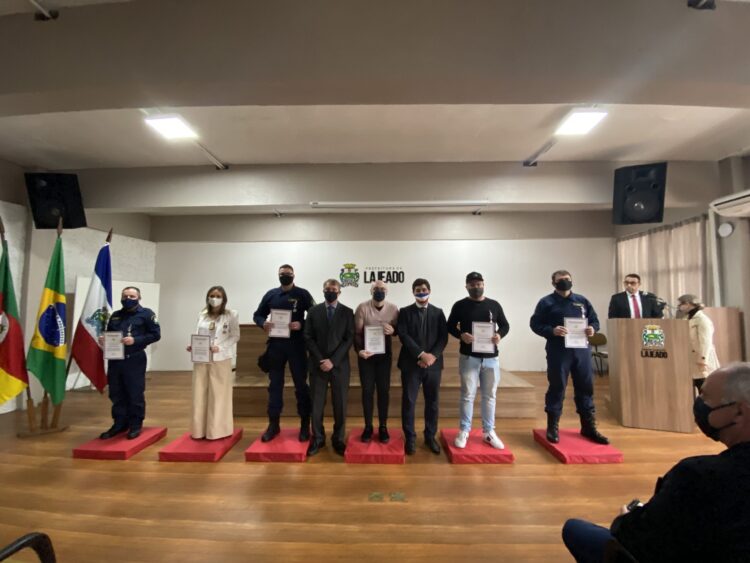 Prefeitura de Lajeado concede Medalha Capitão Pedro Siebra a 42 personalidades