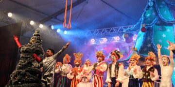 Grupo Tholl encanta público no Natal em Estrela