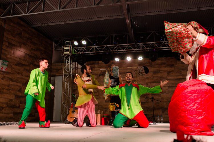 Colinas encerra programação de Natal com evento na praça