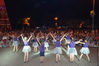 Grupos de Danças Modernas também apresentaram-se no Natal Westfaliano (categoria Infanto-Juvenil)