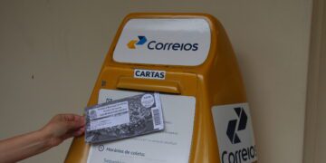 Cidadãos estrelenses receberão IPTU em casa