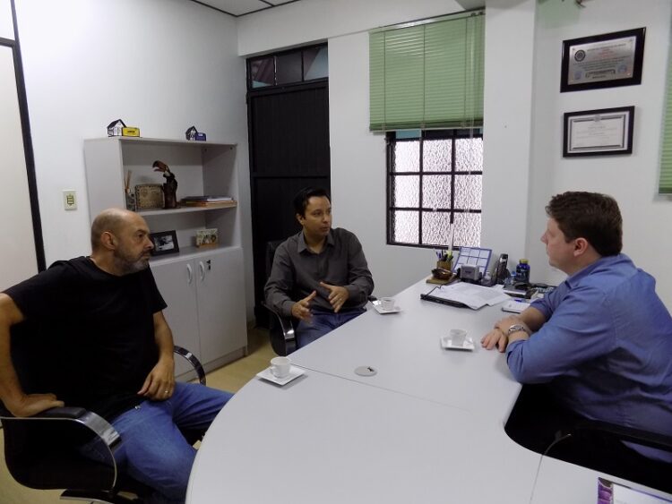 DNIT apresenta projetos para entroncamento da Via Láctea com a BR-386