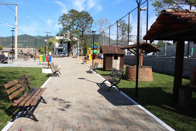 Praça do Imigrante Italiano é inaugurada