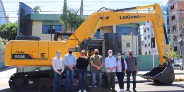 Município adquire escavadeira hidráulica