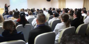 Palestra esclarece dúvidas sobre processo de Acreditação no HSC
