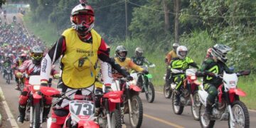 Encontro de trilheiros reúne 500 motoqueiros