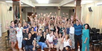 Palestras para professores, educadores infantis e atendentes de creche marcam início de ano letivo