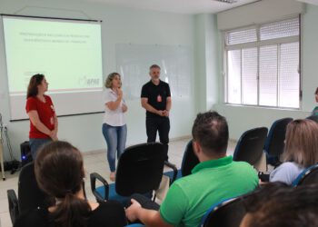 Acolher PCD do HSC promove conversa sobre mercado de trabalho
