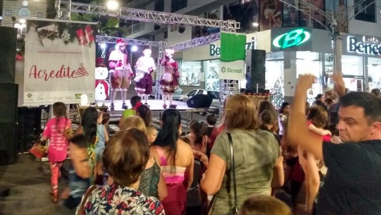 Os Mensageiros do Noel alegraram Encantado