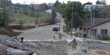 Pavimentação da rua Bela Vista em fase de conclusão