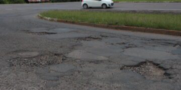 Acompanhamento de obra e busca por melhorias na RS 129 levaram prefeito à sede da EGR
