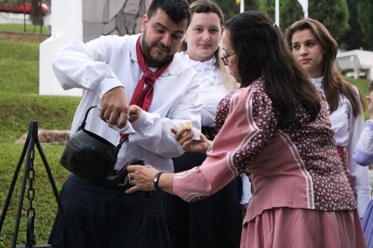 Dia do Gaúcho será comemorado com Dia Crioulo na Praça Matriz