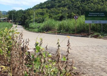 Pavimentação na Linha Santa Lúcia: primeira etapa está concluída