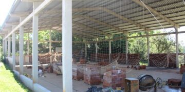 Inicia obra que transformará quadra esportiva de Forqueta em Ginásio Municipal