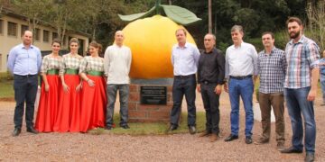 Mais de 1,6 mil pessoas visitam Festa da Bergamota