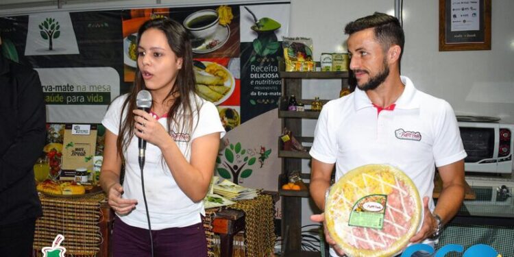 Aluna investe no ingrediente erva-mate para inovar e buscar destaque no mercado