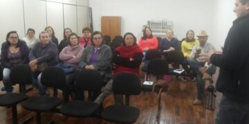 Comissão organizadora da Turismate e Emater realizam reunião com os Clubes de Mães