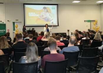 Amamentar: evento da Unimed VTRP reúne pais, mães, especialistas e influenciadores digitais