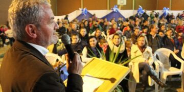 Comunidade escolar comemora os 30 anos de fundação da Emef Nova Viena