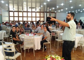 Almoço empresarial discute transformação digital