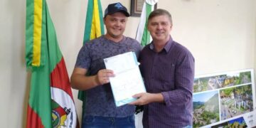Produtores de Colinas recebem auxílio da Administração Municipal