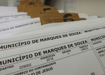 Quase 50% dos carnês do IPTU já foram retirados