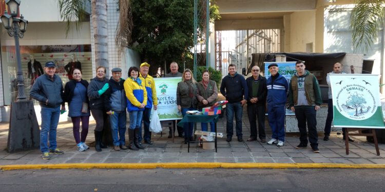 Dia D e mutirão de limpeza de terrenos encerram Semana do Meio Ambiente