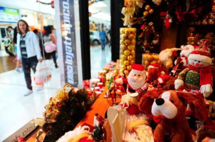 Governo do Estado atende pedido da Fecomércio-RS e expande horário do comércio para o Natal