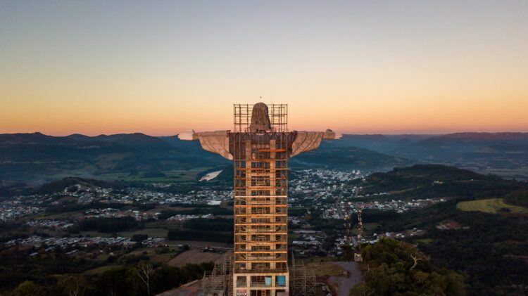 Visitas guiadas no Cristo Protetor apresentam resultados positivos