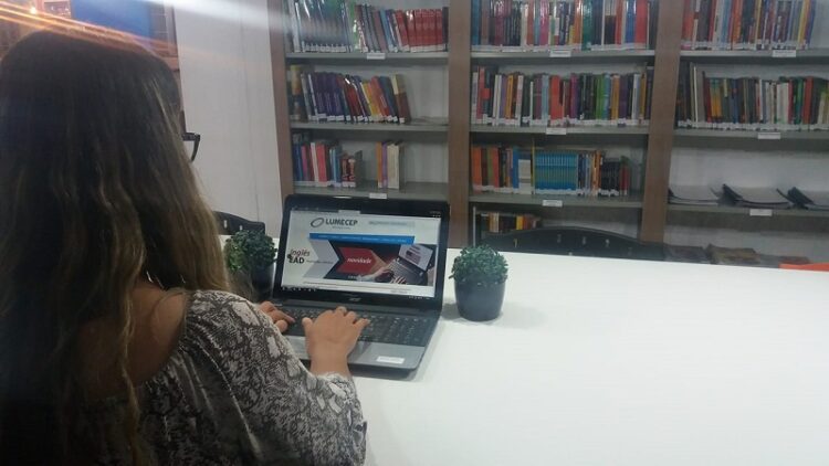 LumeCep oferece Inglês EAD Interativo