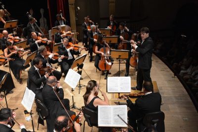 Concerto faz parte da programação natalina de Estrela (Foto: Ana Eidam)