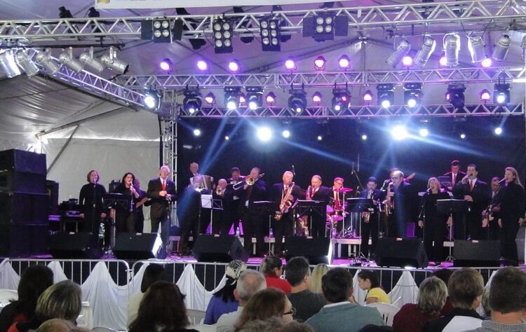 Orquestra Municipal de Encantado fará show de abertura do Natal Brilha Soledade