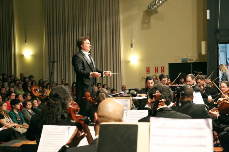 Orquestra de Câmara Unisc se apresenta pela primeira vez na Capela do Hospital Santa Cruz