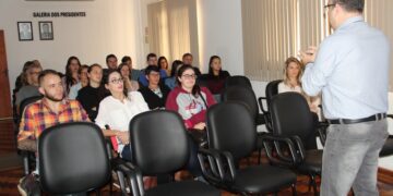 Fazenda qualifica servidores para melhor atender os contribuintes