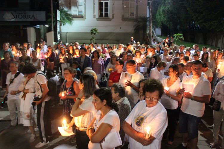 Tradicional Caminhada Natalina acontece nesta quinta-feira