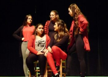 Noite de espetáculos na Rua da Polar