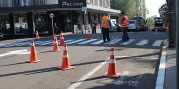 Secretaria de Obras e Trânsito revitalizam sinalização horizontal