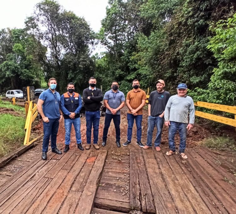 Ponte da Tangará: comunidade recebe comitiva do Governo