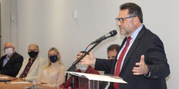 Palestra com prefeito de Estrela marca retomada das reuniões-almoço da Cacis