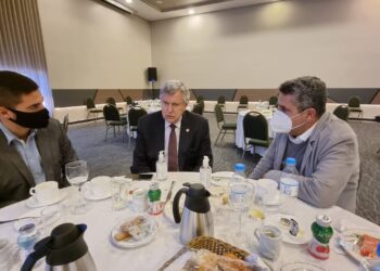 Prefeito de Taquari participa de reunião para debater mobilidade urbana e buscar recursos para investimento no Estado