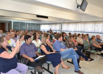 Conferência regional discute políticas públicas da pessoa idosa