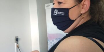 Idosos e professores são vacinados contra a Influenza