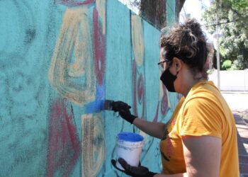 Lei Aldir Blanc: Projeto SustentArte realiza pintura sustentável em Lajeado