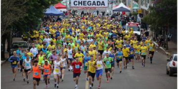 Cruzada a linha de chegada da XII Rústica de Inverno