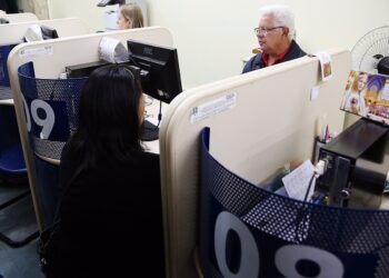 Agências FGTAS/Sine oferecem mais de 2,8 mil vagas de trabalho