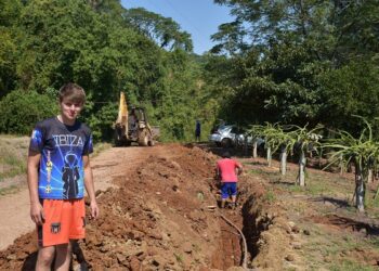 Redes de água são ampliadas para garantir abastecimento