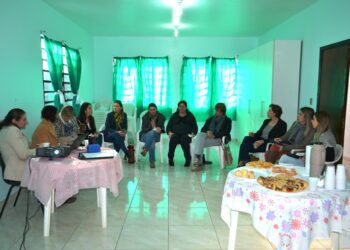 Creas planeja ações de combate a violência contra a mulher com auxilio da rede de apoio