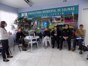 Representantes da 16ª CRS orientaram profissionais da saúde sobre o mosquito Aedes Aegypti (Foto: Divulgação)